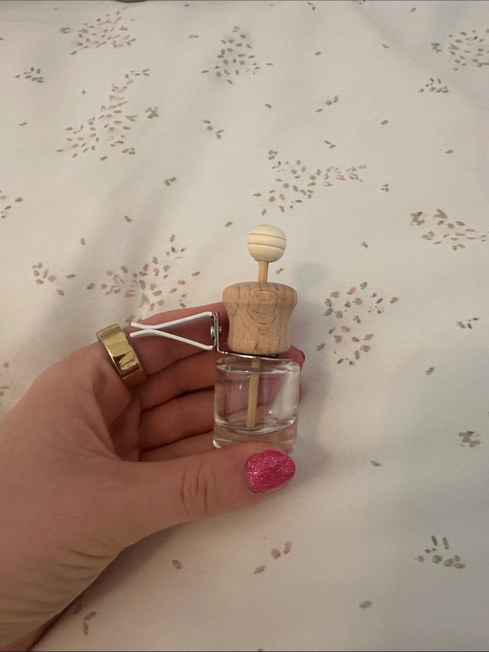 Wood and Glass Mini Diffuser Party Favors - Clear and Natural